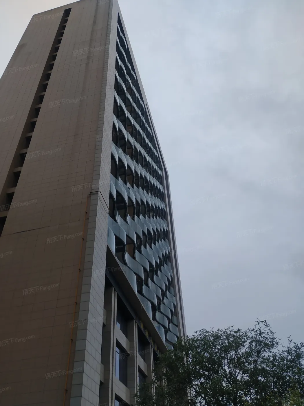 美高登A座1室1卫南朝向1800.00元/月出租