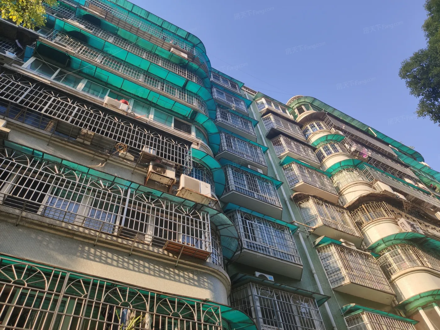 恒达花园畅春园4室2厅2卫南朝向2700.00元/月出租