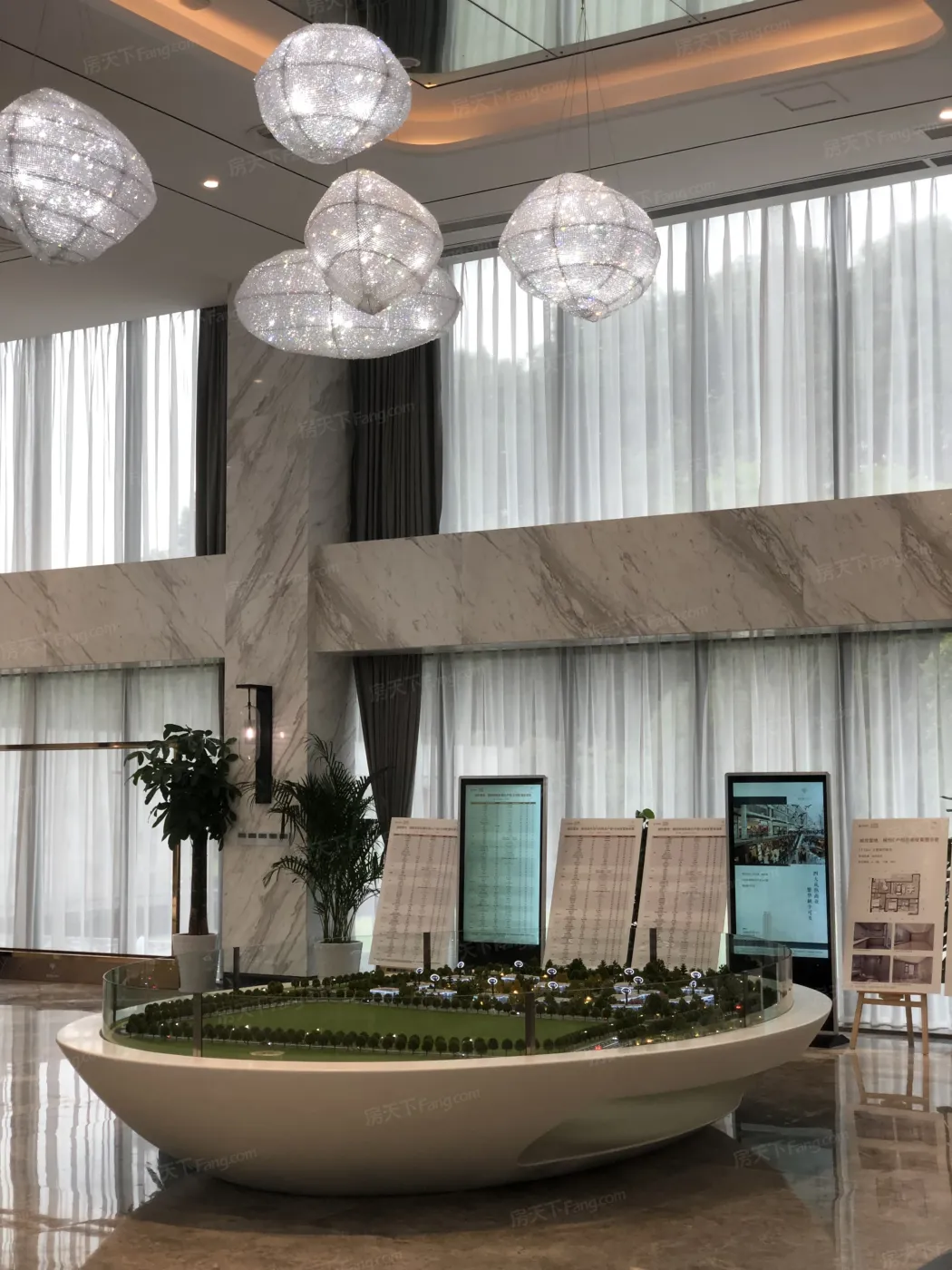 城投置地楠悦3室2厅1卫南朝向2500.00元/月出租