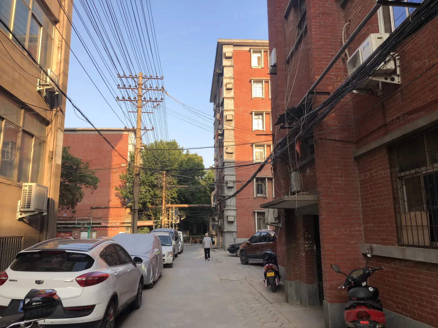 中机六院家属院2室2厅1卫南北朝向900.00元/月出租