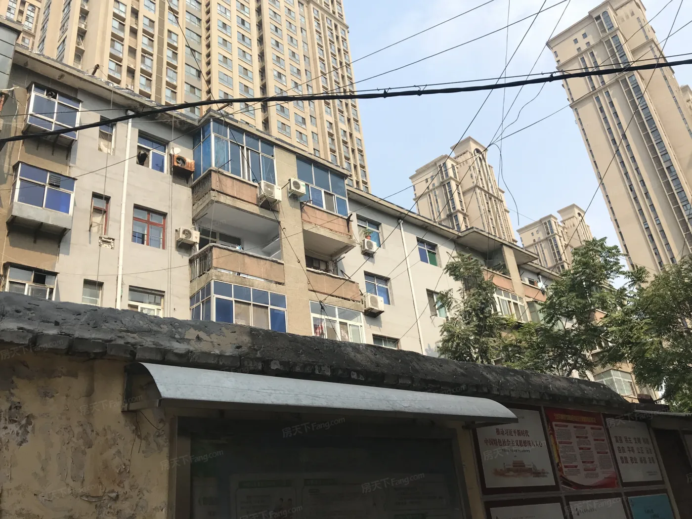 曹砦西街小区2室1厅1卫西南朝向1200.00元/月出租