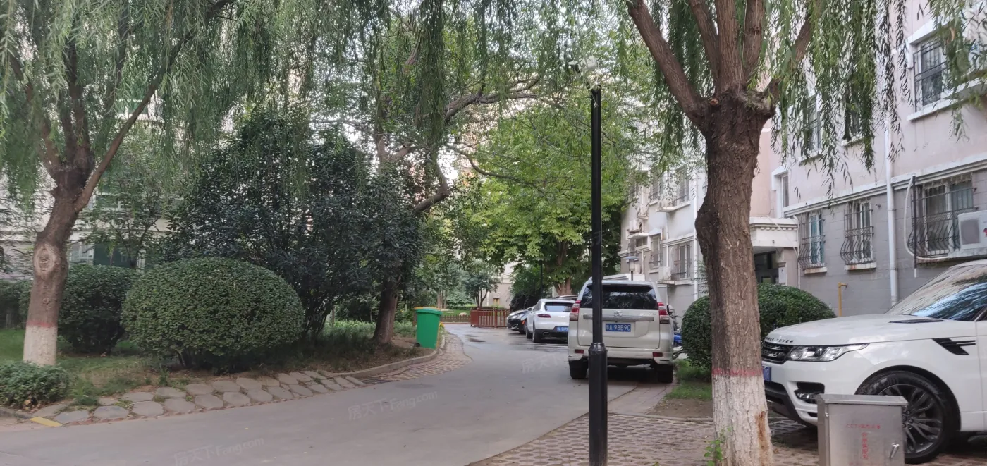 建业城市花园4室2厅3卫南北朝向4800.00元/月出租