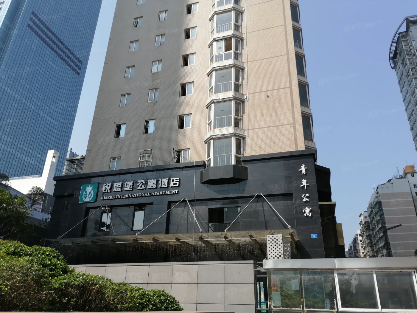 青年公寓1室1厅1卫东南朝向3280.00元/月出租