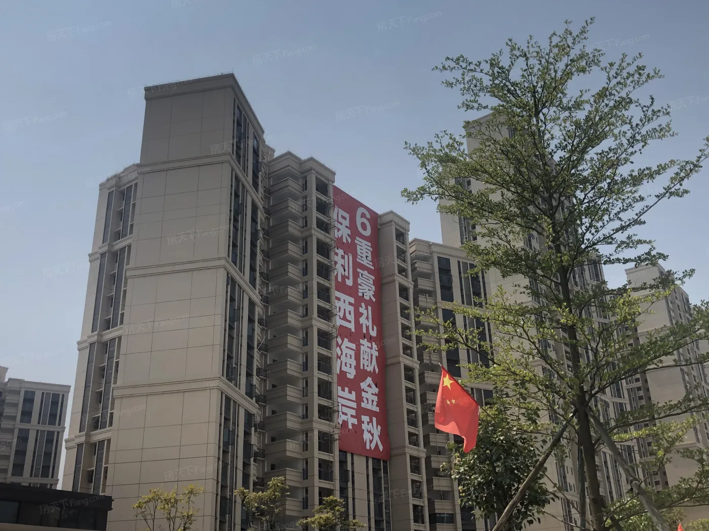 保利西海岸3室2厅2卫东南朝向2200.00元/月出租