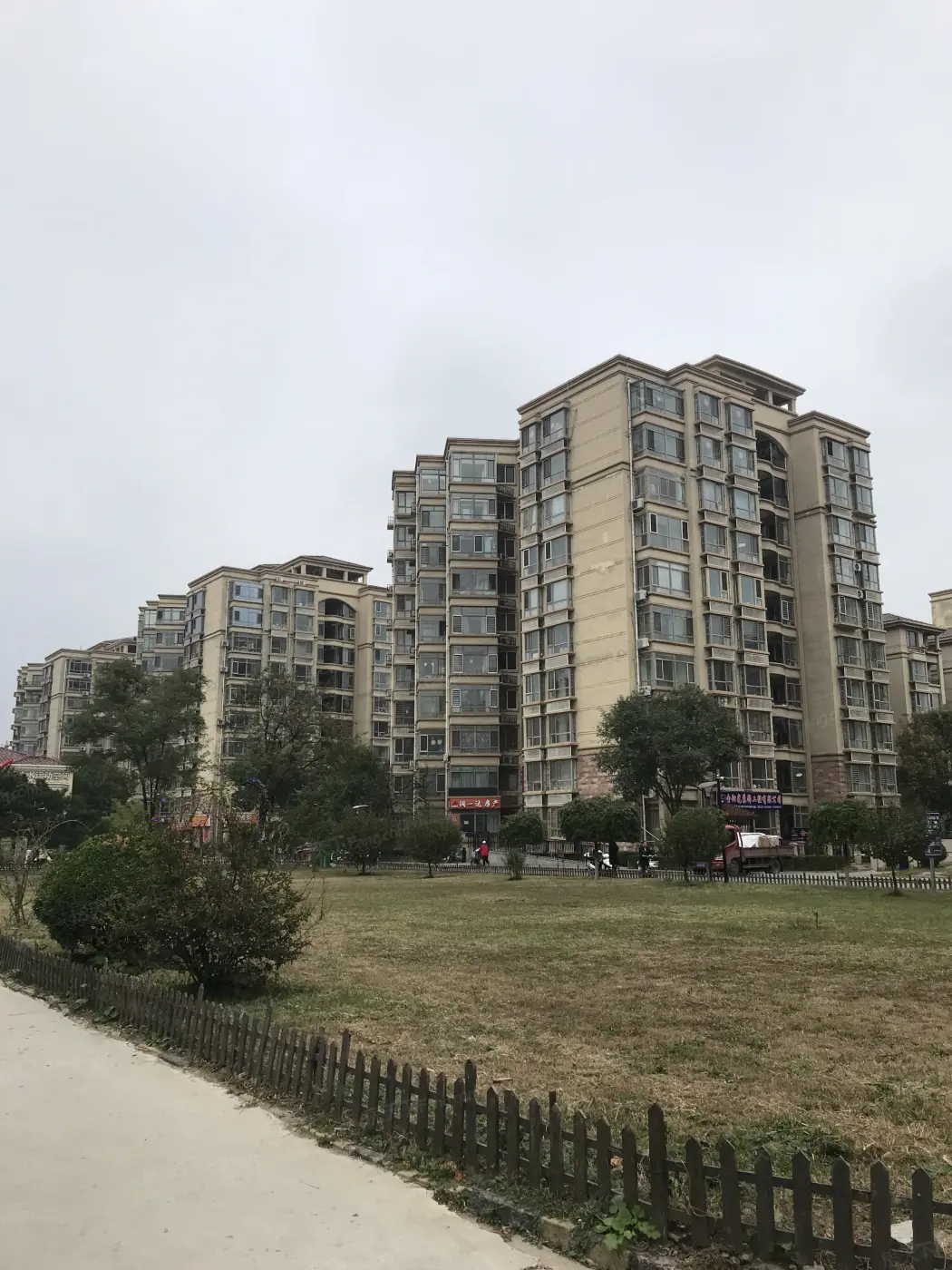 天子庄园实景图-楼盘外观