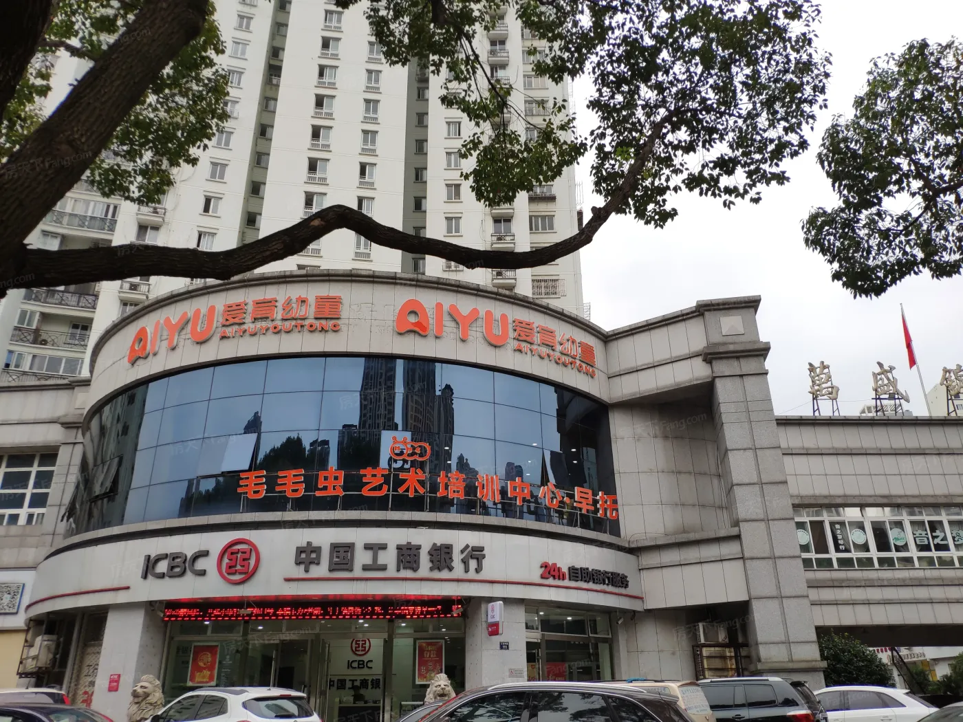 航标锦园3室2厅2卫南北朝向3000.00元/月出租