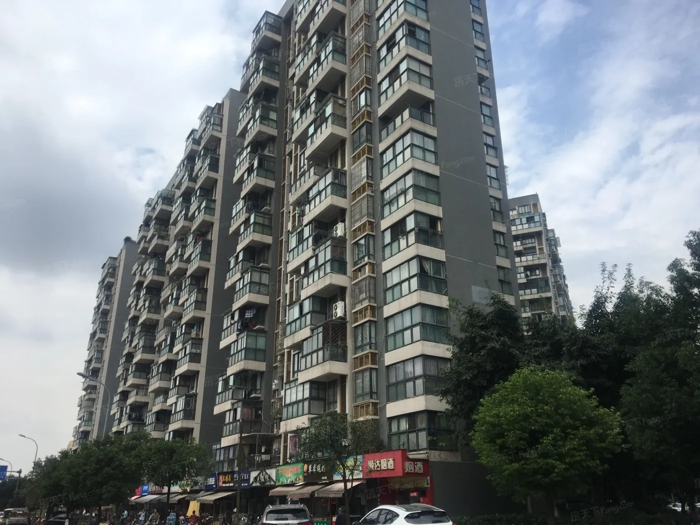 华宇阳光四季3室1厅1卫东北朝向1950.00元/月出租