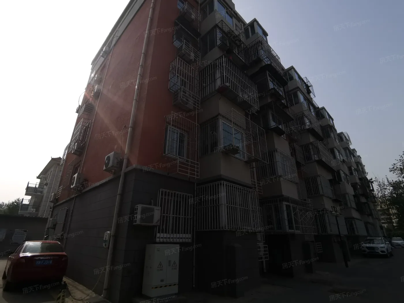金华里3室1厅1卫南北朝向3800.00元/月出租