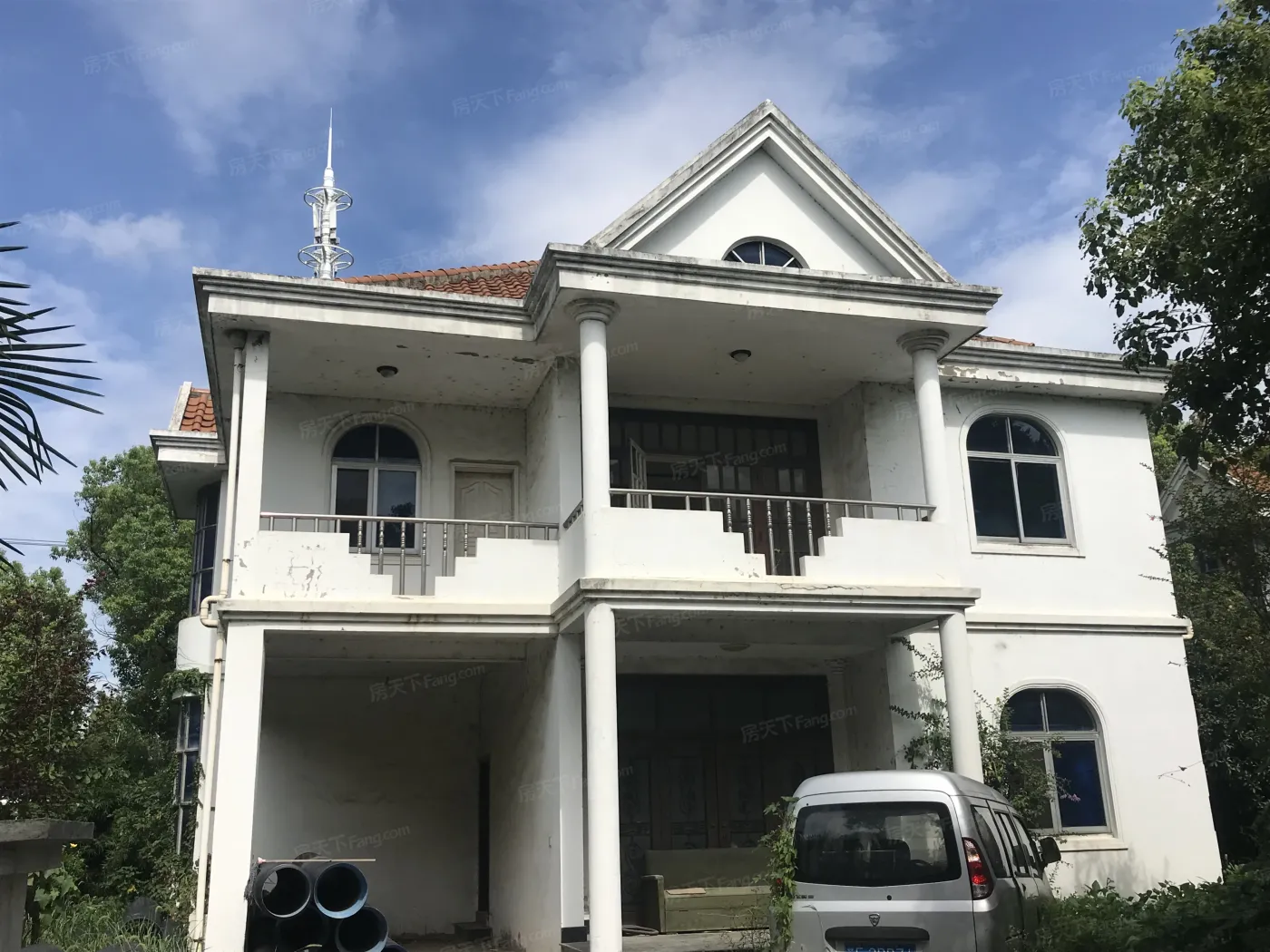 吴中鸿运家园4室2厅3卫西南朝向5300.00元/月出租