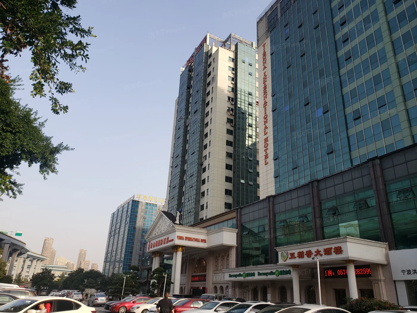世纪东苑1室1厅1卫东南朝向2000.00元/月出租