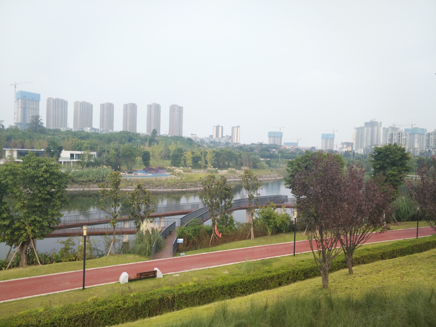 龙湖昱湖壹号实景图