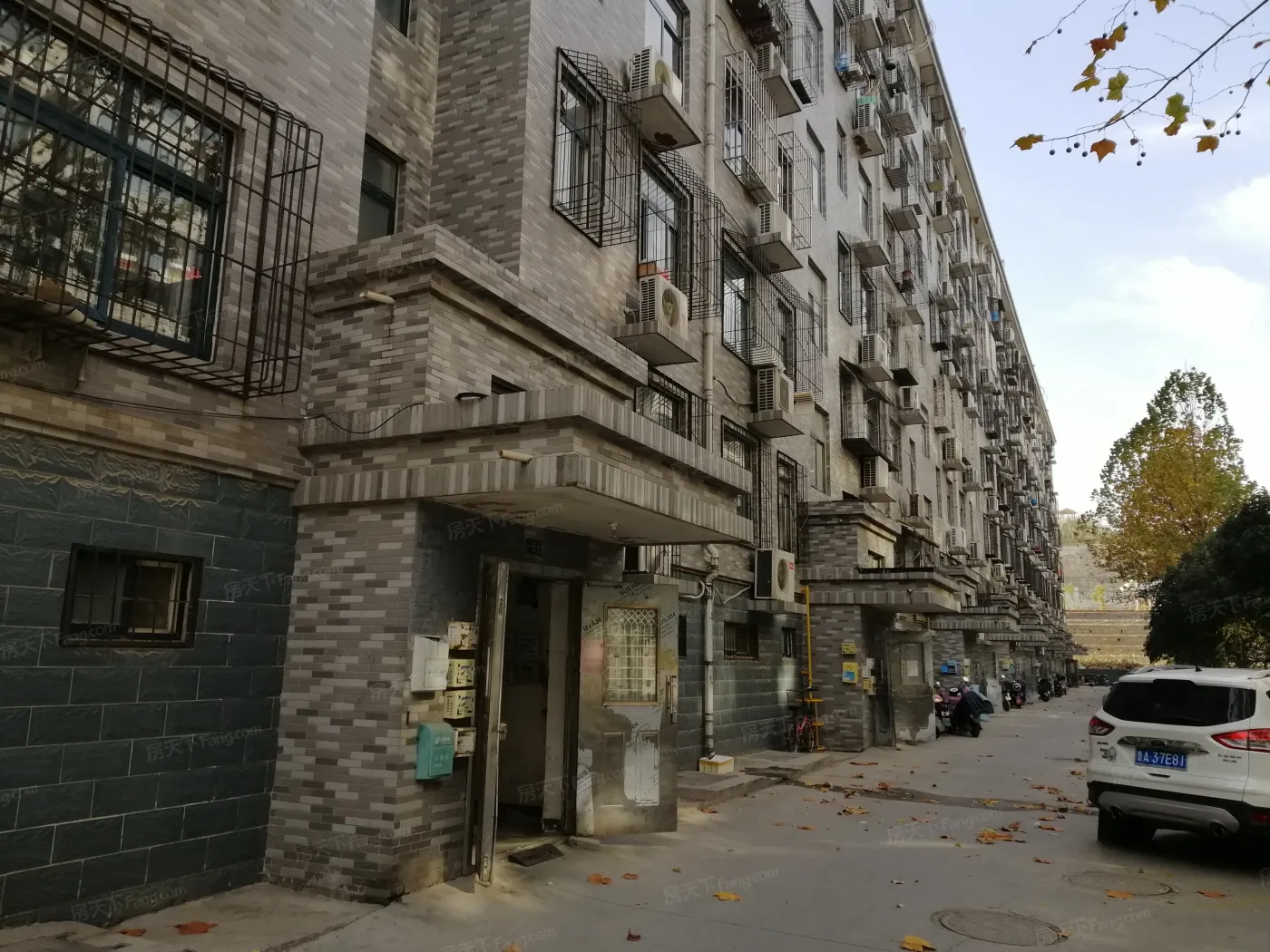 方信家园2室2厅1卫南北朝向1100.00元/月出租