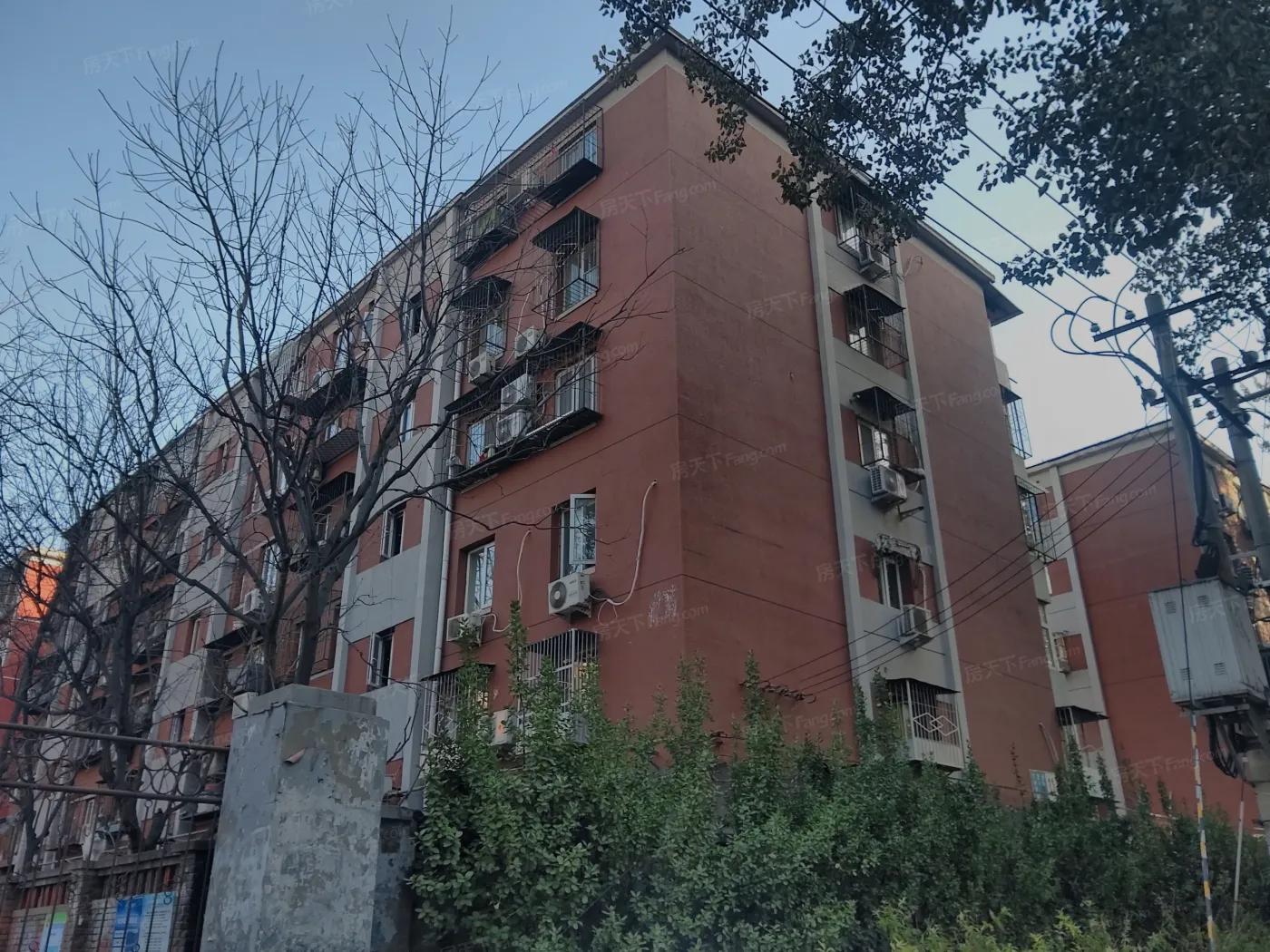 十里堡北区2室1厅1卫东西朝向5800.00元/月出租