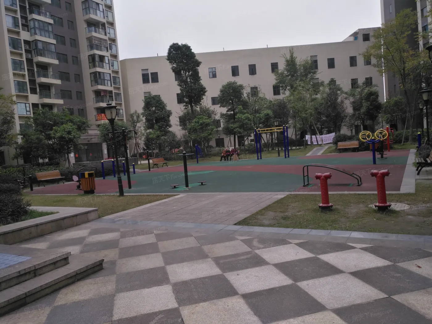 临江苑东区1室1厅1卫西北朝向1950.00元/月出租