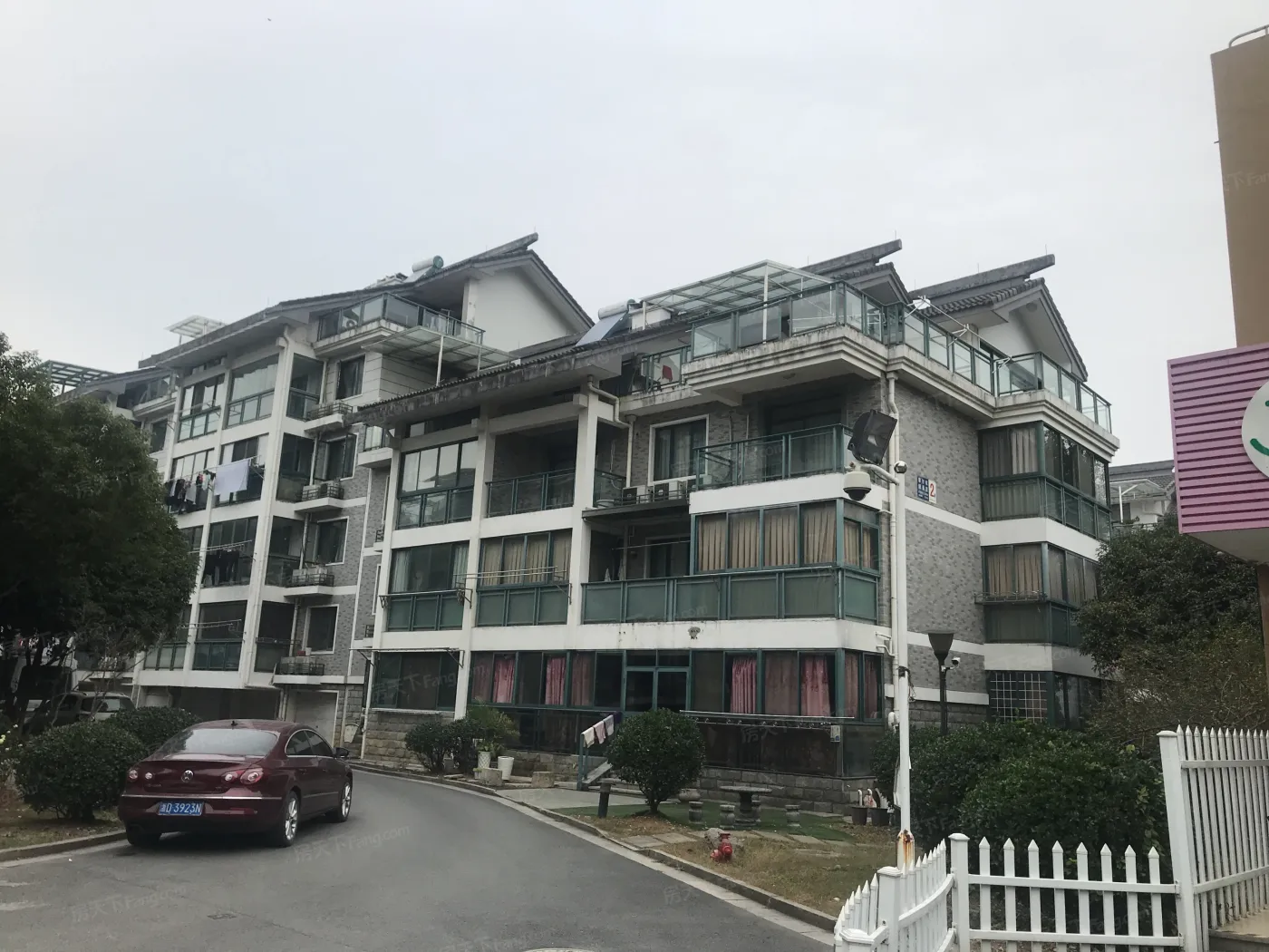 颐景园1室1厅1卫南朝向1000.00元/月出租