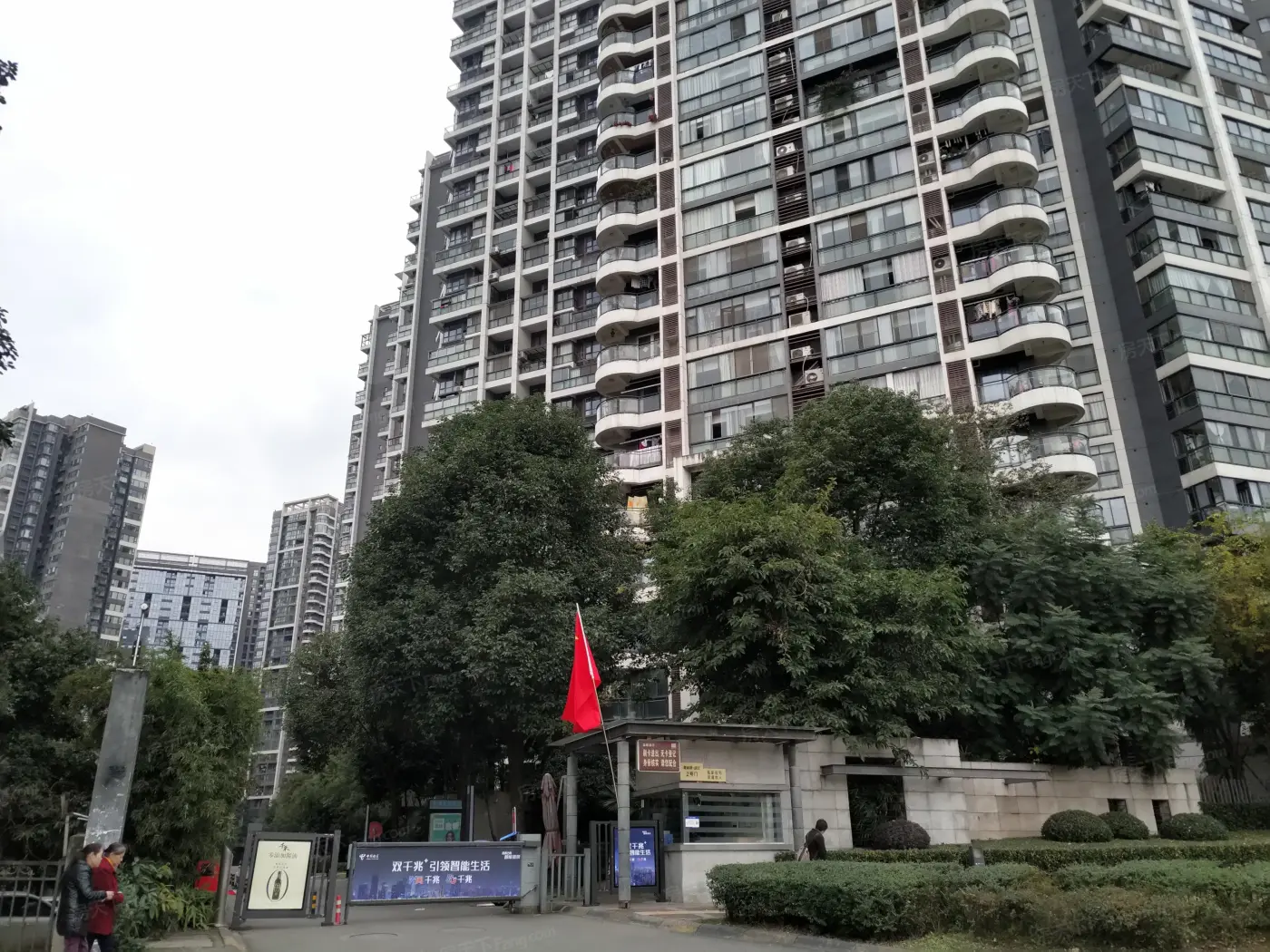 成都天府新区华阳戛纳湾滨江住宅楼盘出租出售信息_成都住宅楼盘信息