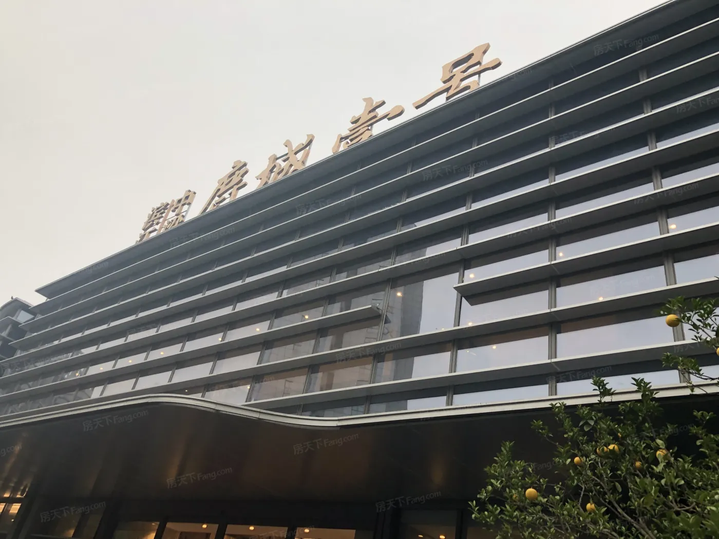 滨江中梁鹿城壹号4室2厅3卫南北朝向15000.00元/月出租