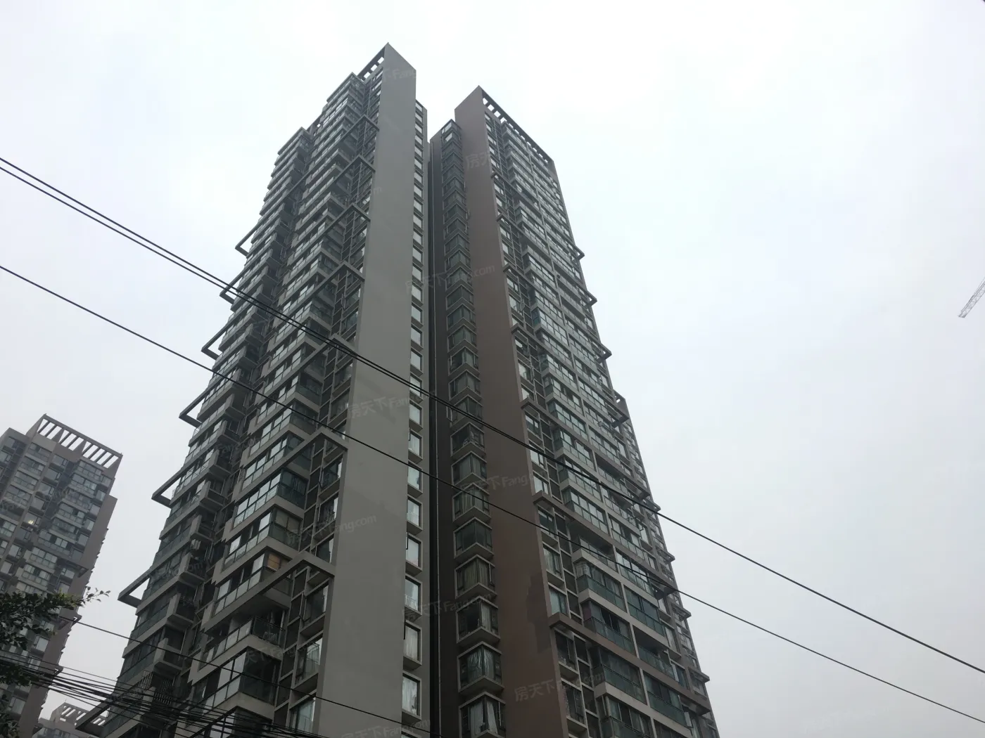 镏金岁月2室1厅1卫东南朝向2800.00元/月出租
