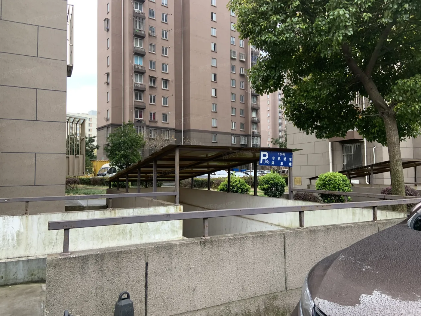 金沙鼎苑2室2厅1卫南朝向4900.00元/月出租