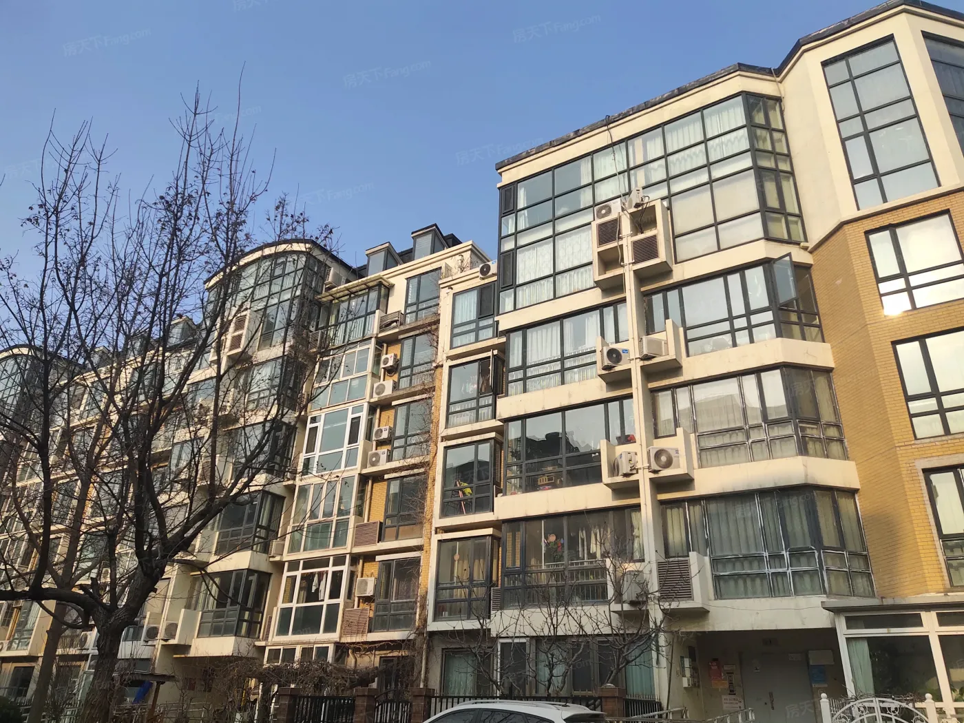 那尔水晶城2室2厅1卫南北朝向5450.00元/月出租
