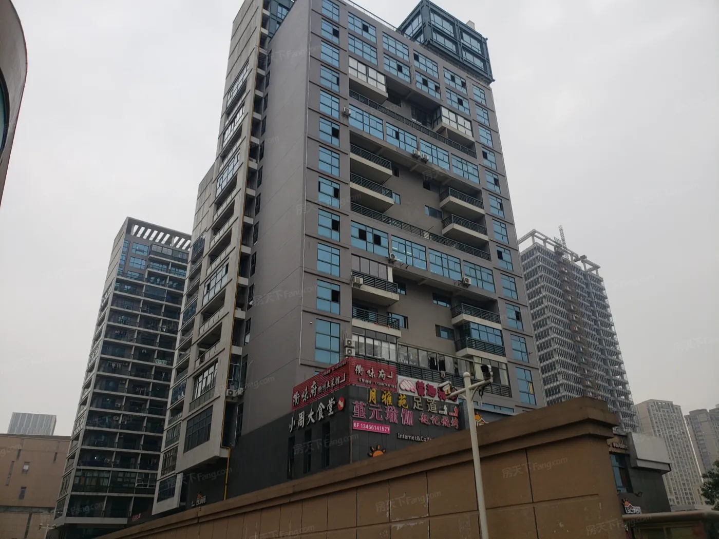 嘉华富嘉天下1室1厅1卫南朝向2250.00元/月出租
