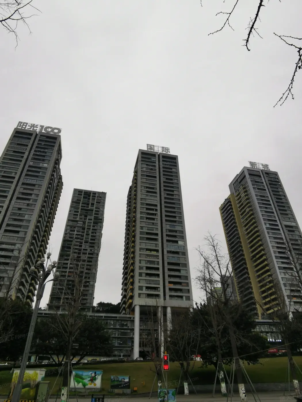 重庆南岸南滨路阳光100国际新城住宅楼盘出租出售信息