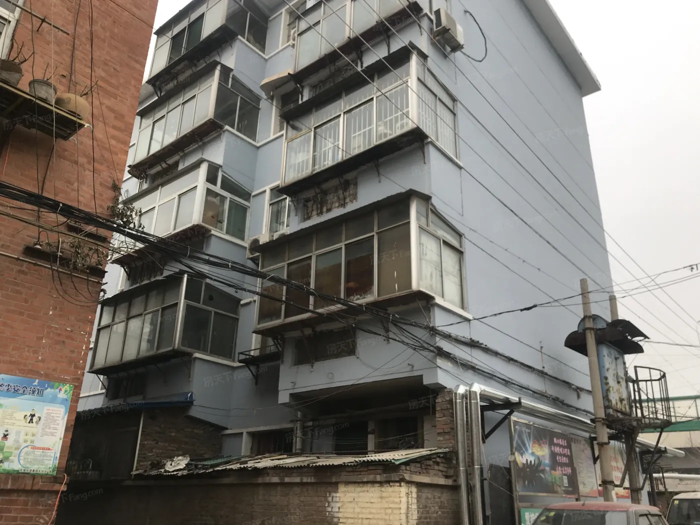 维尔康宿舍2室1厅1卫南北朝向1300.00元/月出租