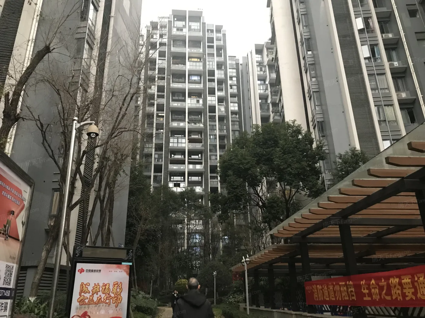 金沙鹭岛二期2室2厅1卫东南朝向2700.00元/月出租