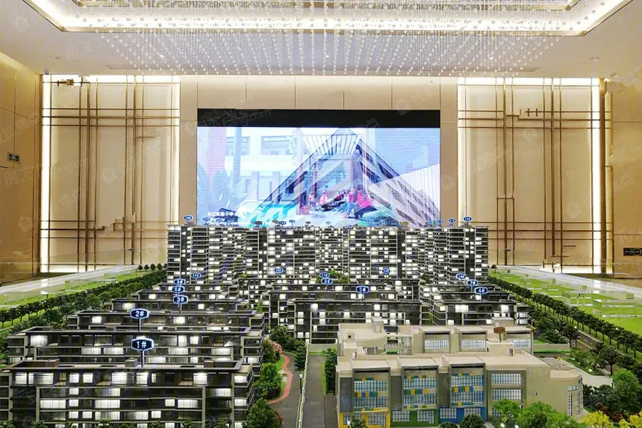 德信大家·时代公馆4室2厅2卫南朝向3800.00元/月出租