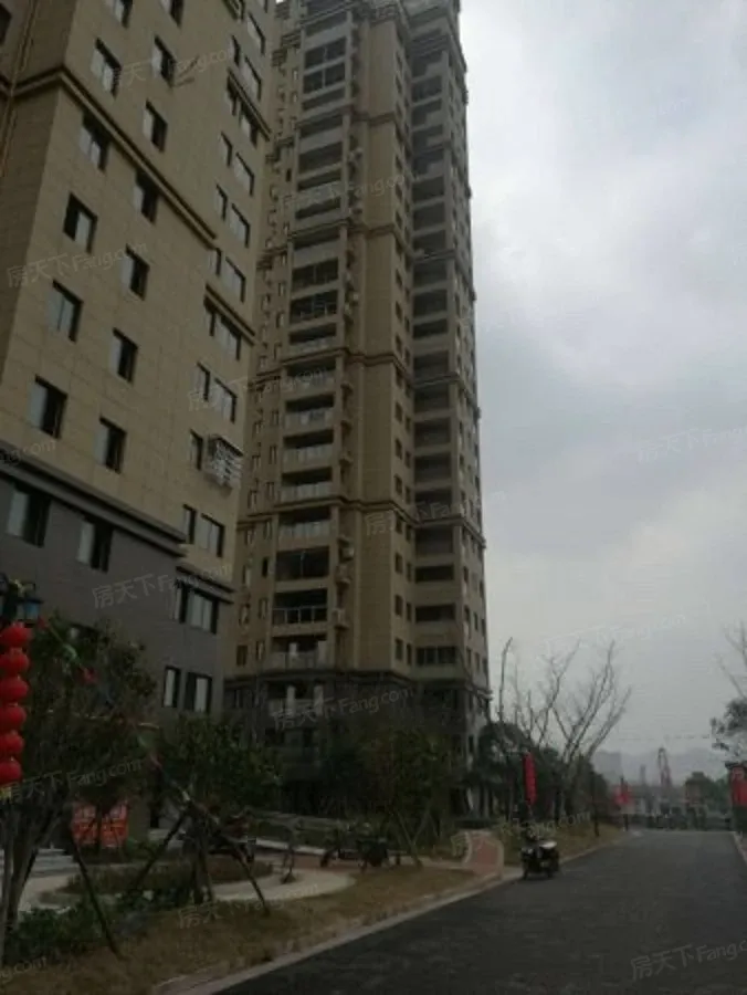 玕南锦园1室1卫南朝向700.00元/月出租
