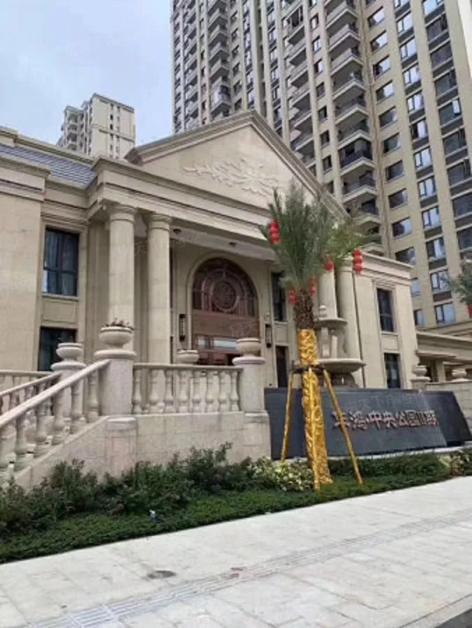 龙港华鸿中央公园3室2厅2卫南朝向2833.00元/月出租