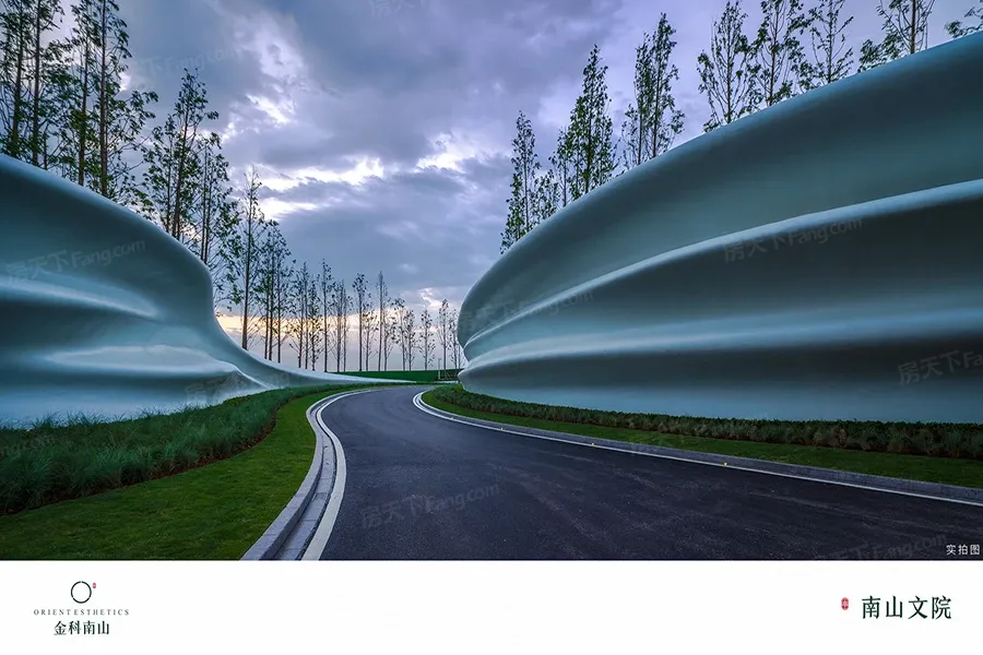 金科南山3室1厅2卫东南朝向4200.00元/月出租