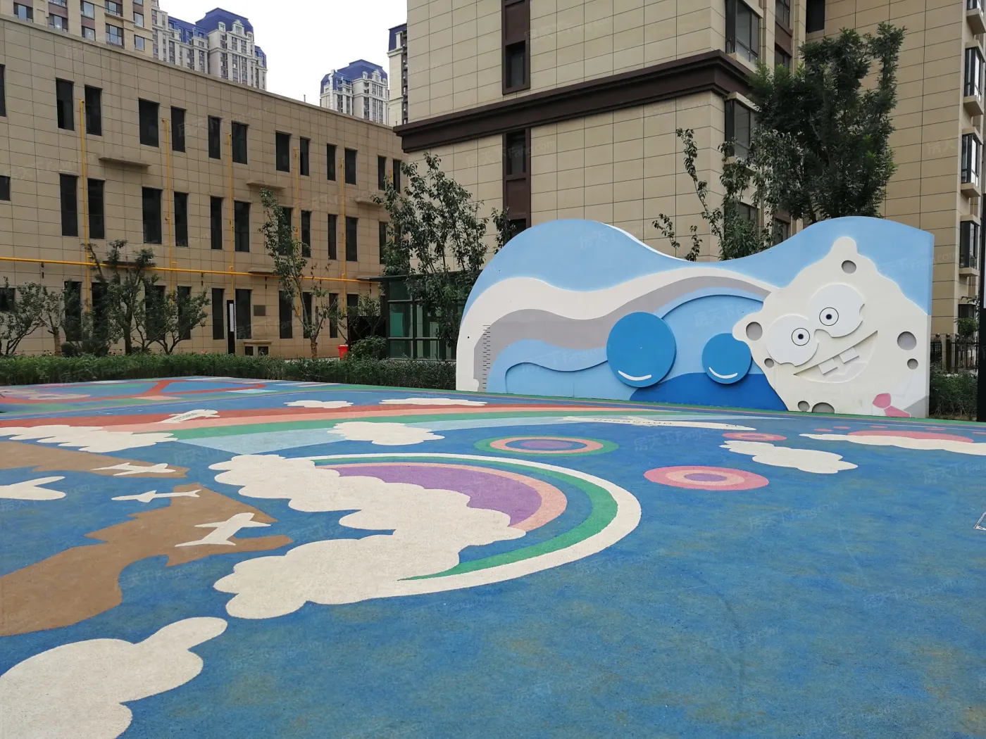 西港星汇国际3室2厅2卫南北朝向4000.00元/月出租
