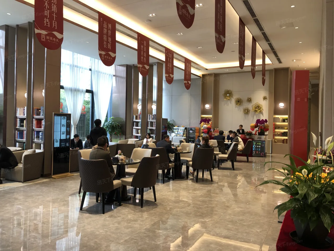 西宸春天4室2厅2卫东南朝向2900.00元/月出租