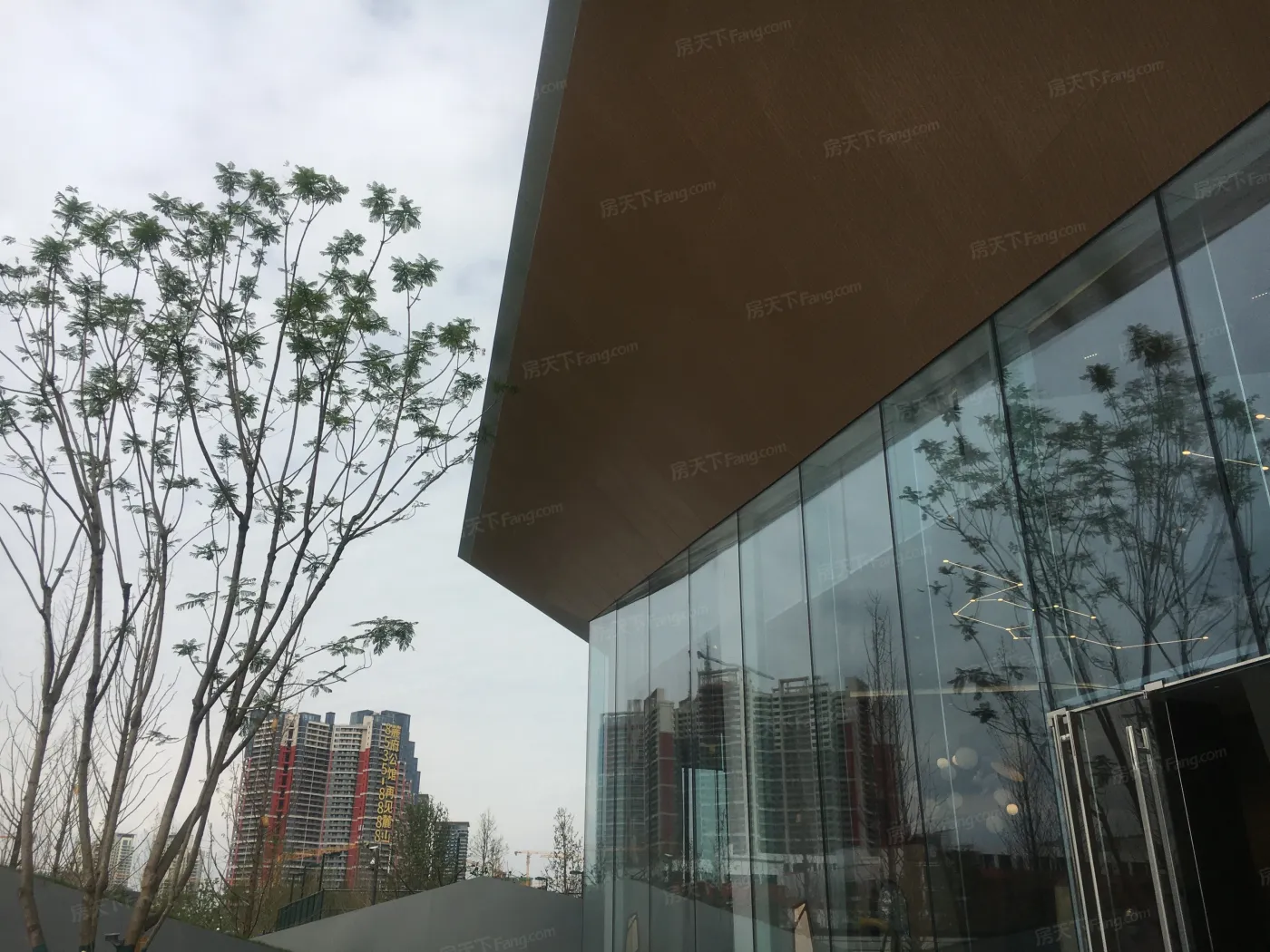 佳兆业麓山壹号3室2厅2卫南北朝向3500.00元/月出租