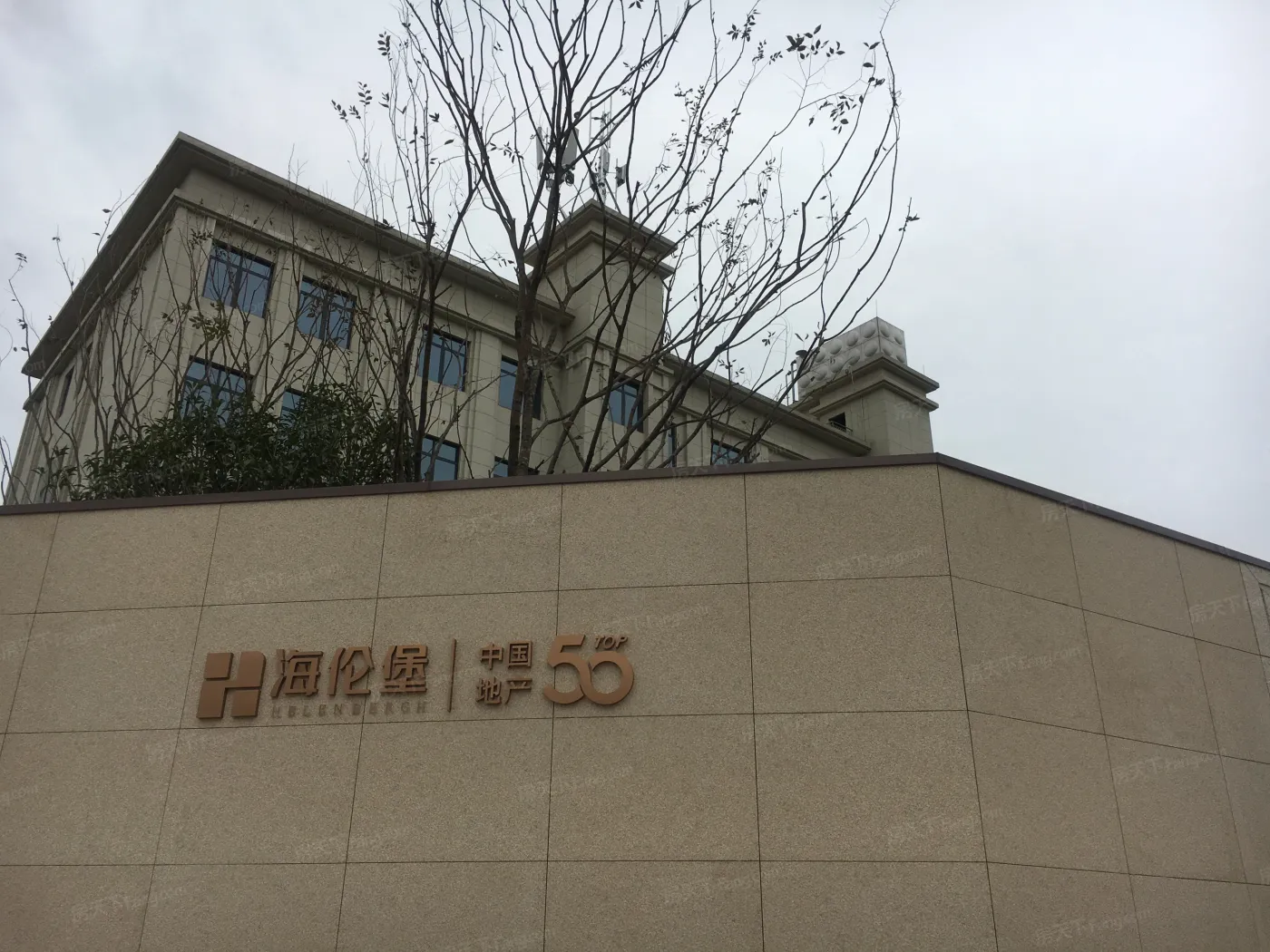 海伦堡玖悦府4室2厅2卫南朝向2800.00元/月出租