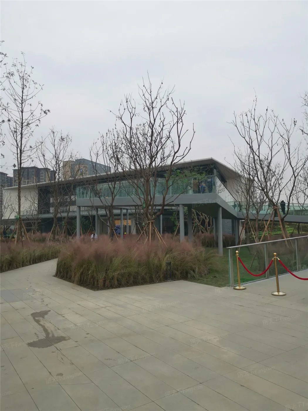 奥园锦官芳华4室2厅2卫南朝向1900.00元/月出租