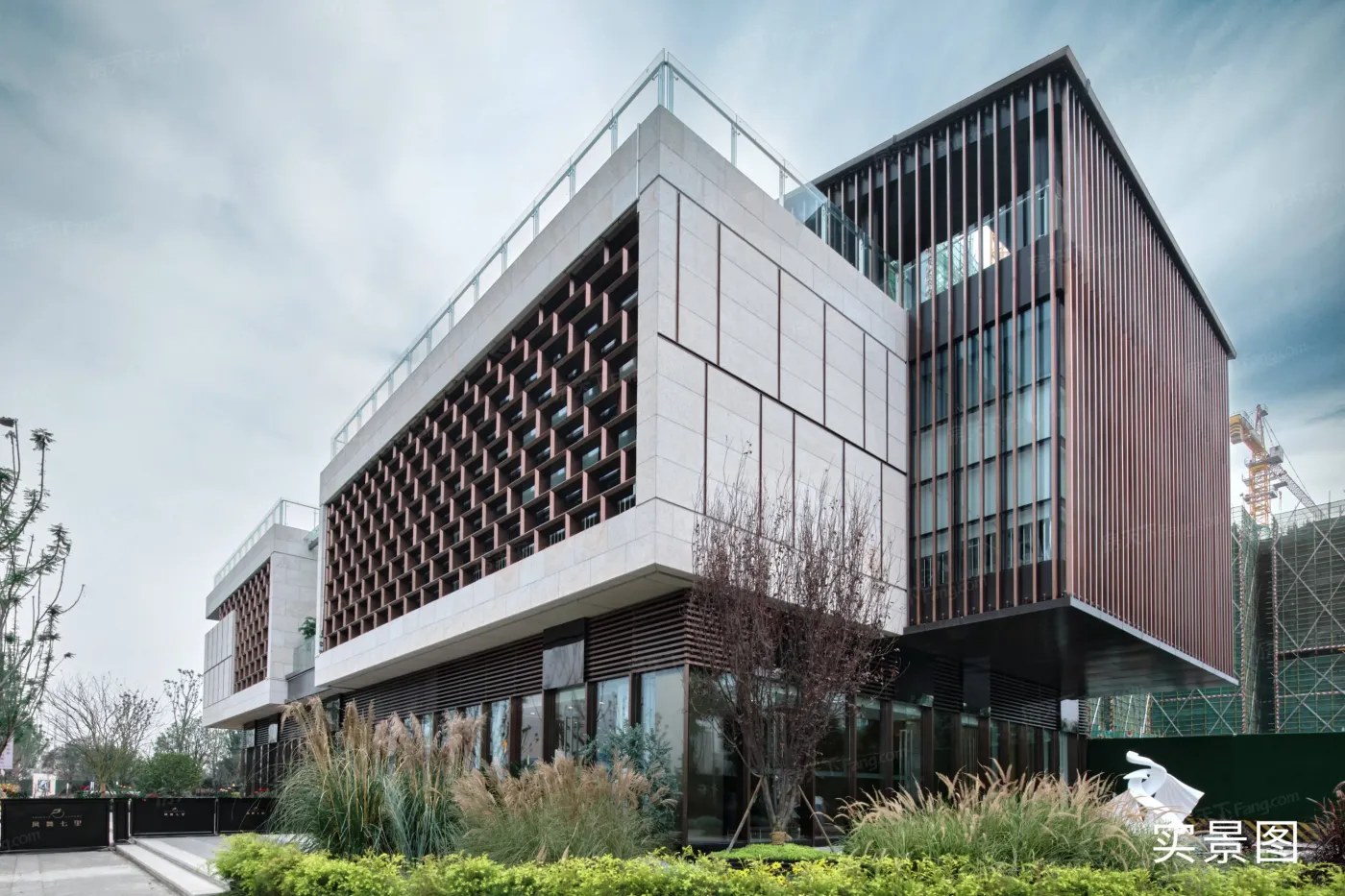 双凤桥TOD·凤舞七里3室2厅2卫东朝向5400.00元/月出租