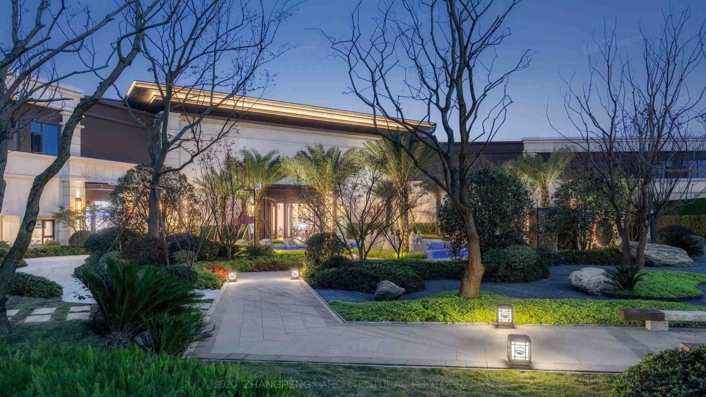 金科集美星宸3室1厅2卫东南朝向2000.00元/月出租