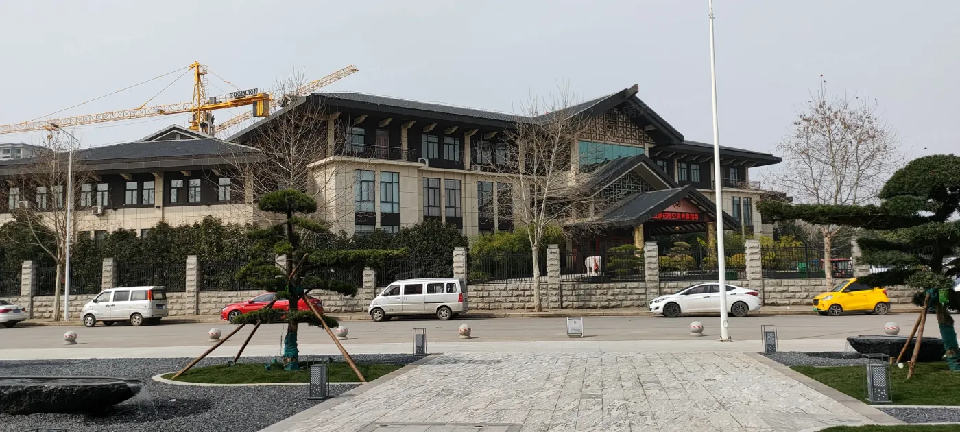 美伦·骊园|和园3室2厅2卫南朝向700.00元/月出租