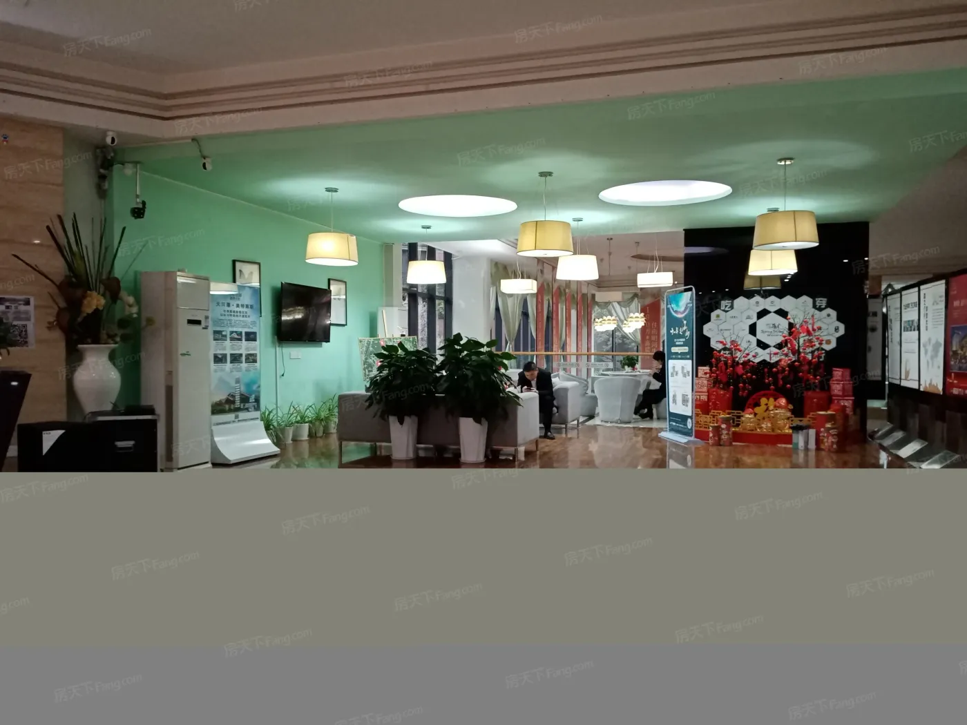 保利春天大道4室2厅2卫东南朝向2900.00元/月出租