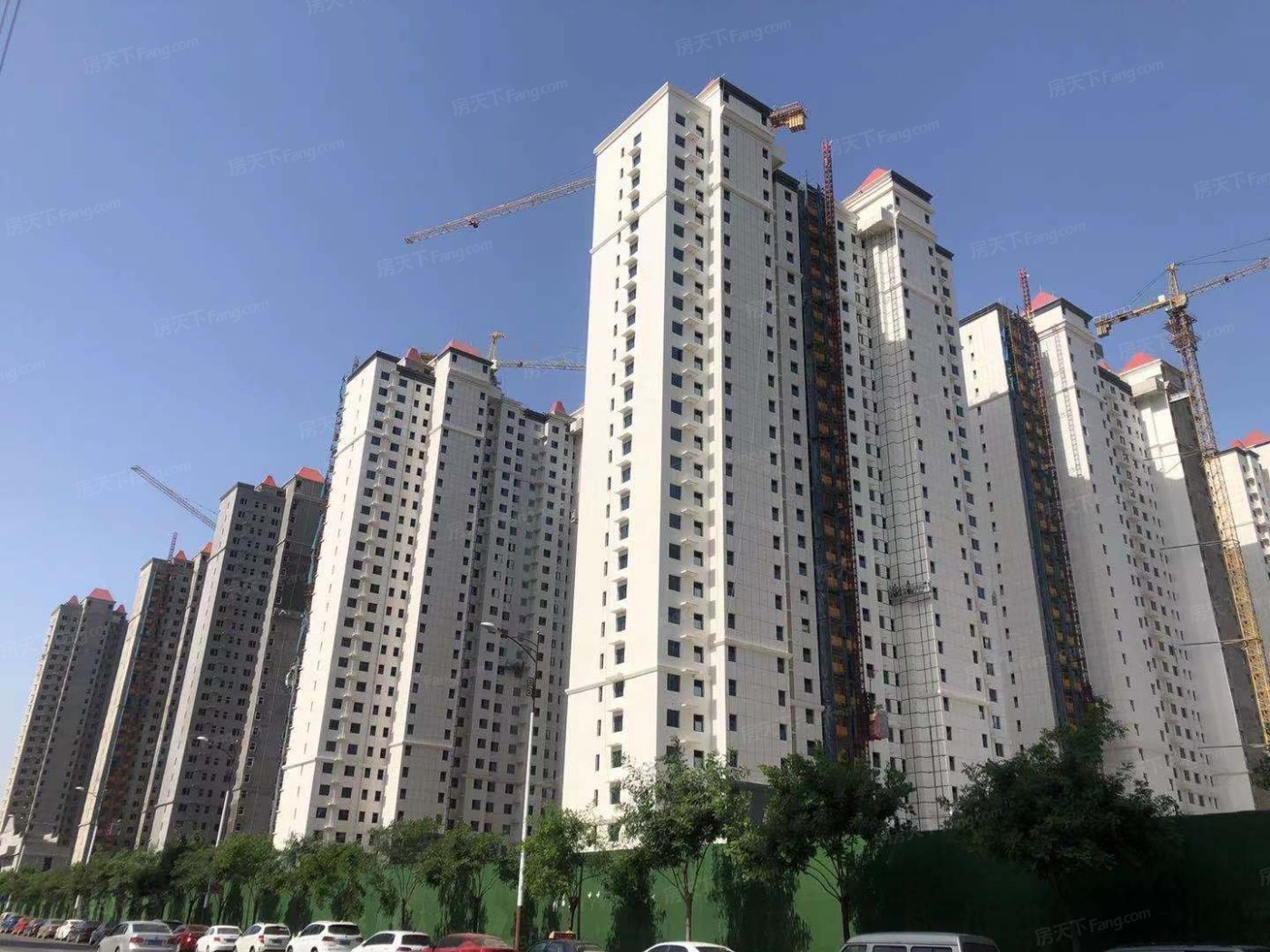 实景图:5.25日小区楼栋实拍