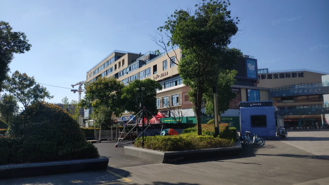 慈水心境里3室1厅2卫南北朝向2200.00元/月出租