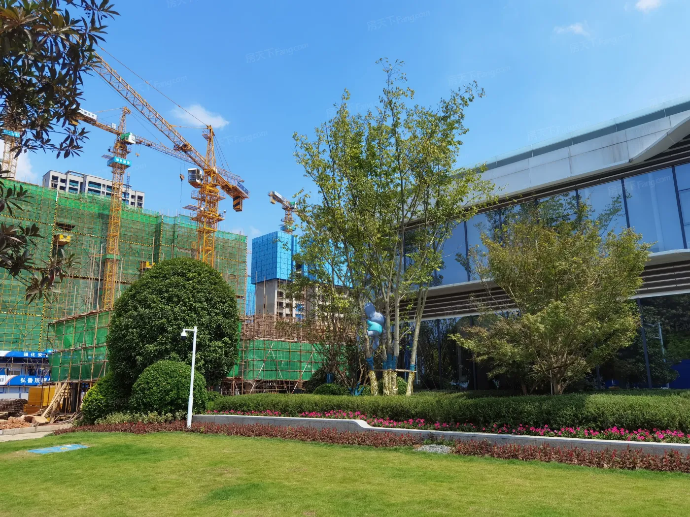 地铁中建·君和城4室2厅2卫南朝向3200.00元/月出租
