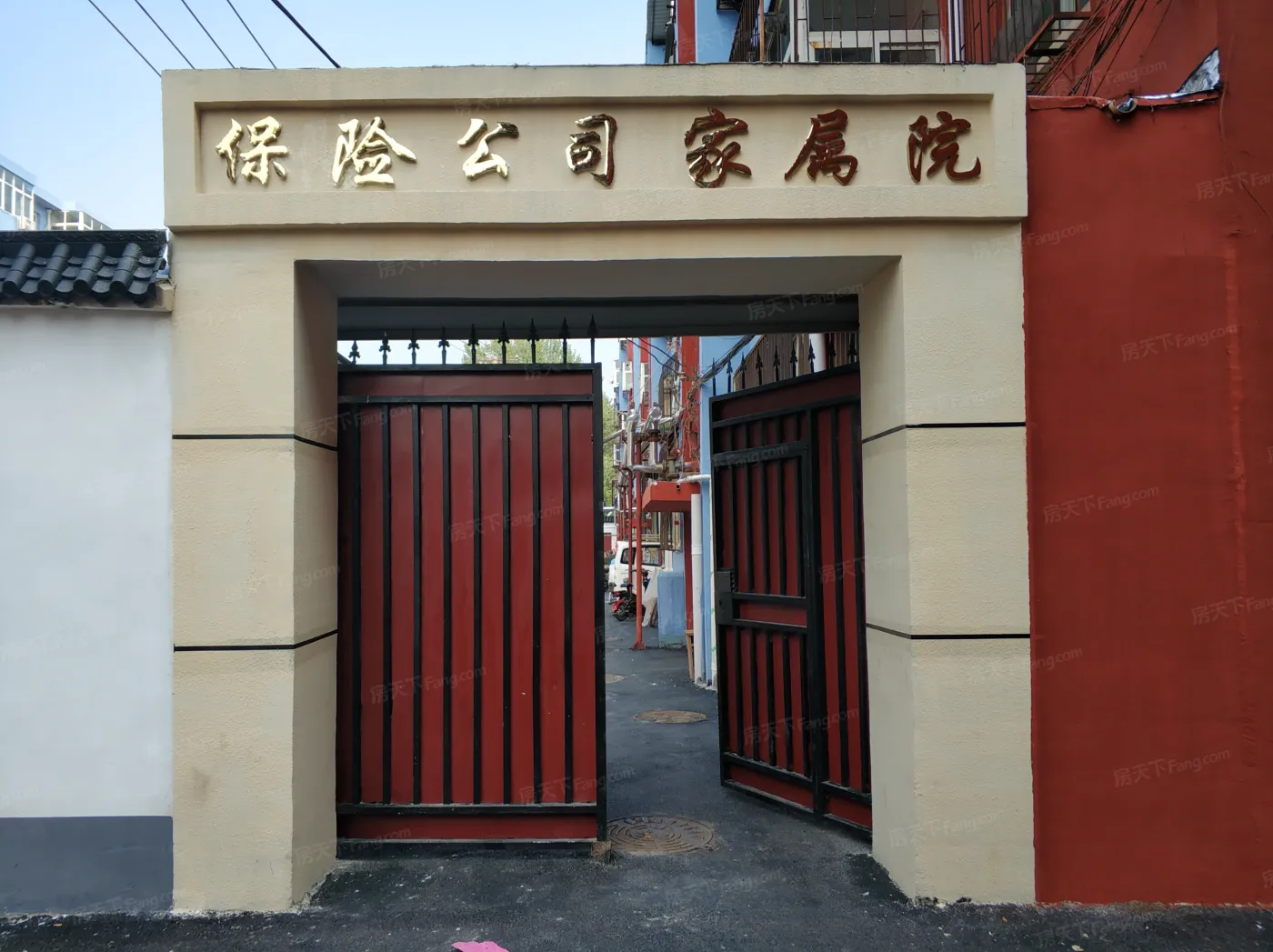 保险公寓(邯山)3室2厅1卫西北朝向1300.00元/月出租