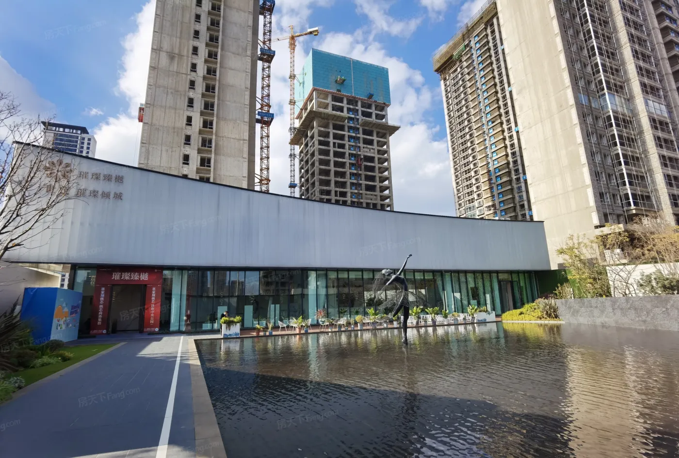 璀璨臻樾1室西北朝向2500.00元/月出租