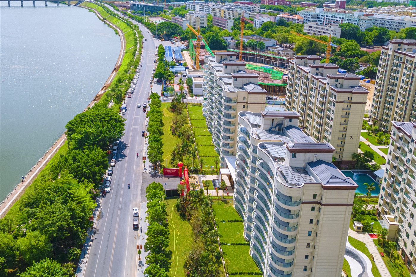 实景图:沿江景观