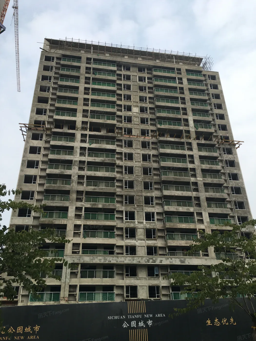 海伦堡玖悦府4室2厅2卫西南朝向3600.00元/月出租