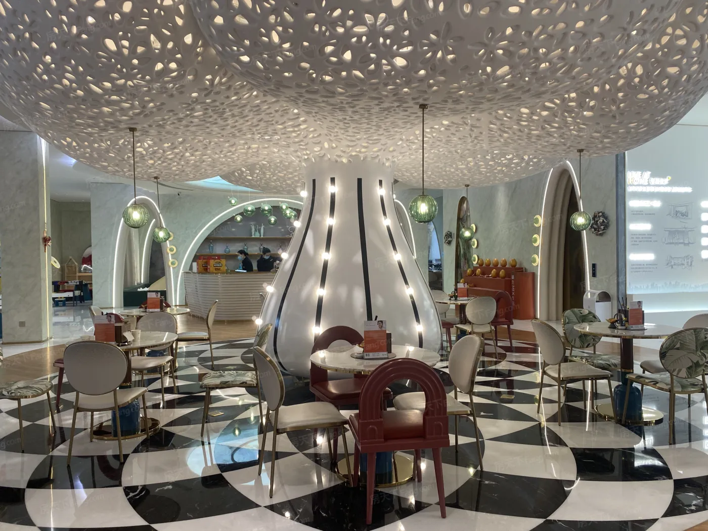 中海金地·中央园著3室2厅1卫南北朝向1600.00元/月出租