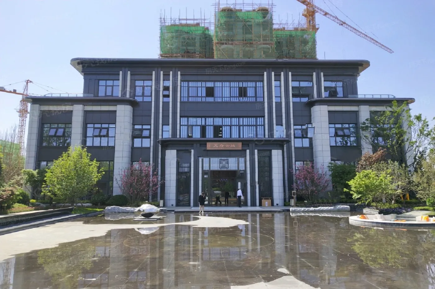 天府云城3室1厅2卫东南朝向1100.00元/月出租